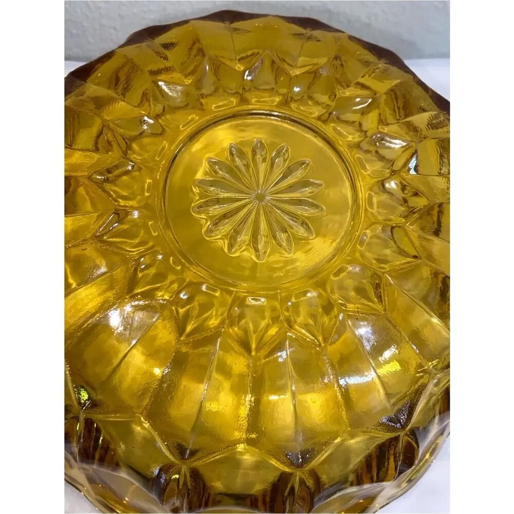 Amber Glass Scalloped Serving Bowl - Elegant Home Accent